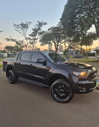 FORD RANGER 2.2 BLACK 4X2 CD 16V DIESEL 4P AUTOMÁTICO